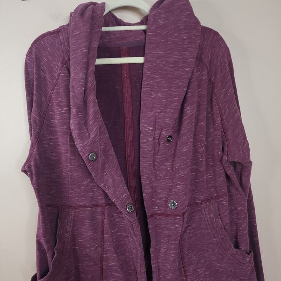 Lululemon Find Your Centre Wrap in Berry Size 8 - Picture 6 of 12